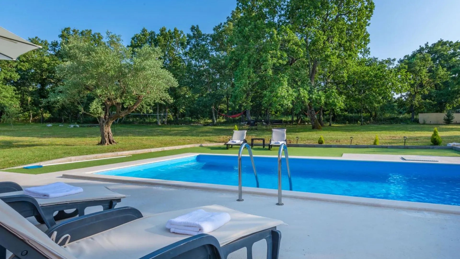Дом отдыха Villa Valpiana, A Modern, Luxurious, Warm And Romantic Villa Cukrici
