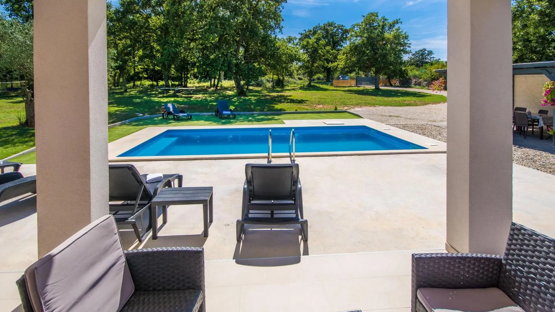 בית נופש Cukrici Villa Valpiana, A Modern, Luxurious, Warm And Romantic Villa