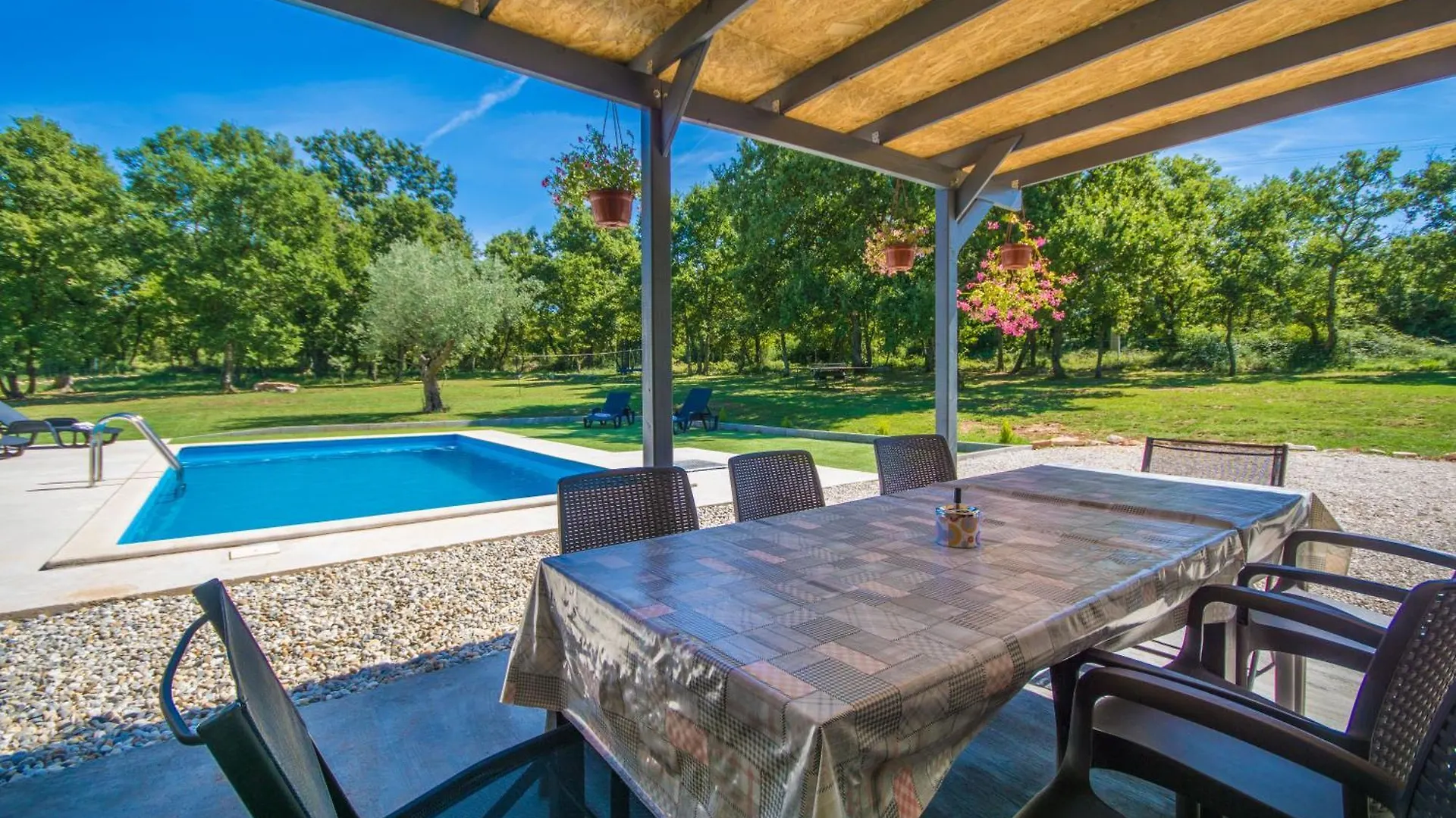 Cukrici Villa Valpiana, A Modern, Luxurious, Warm And Romantic Villa 0*,